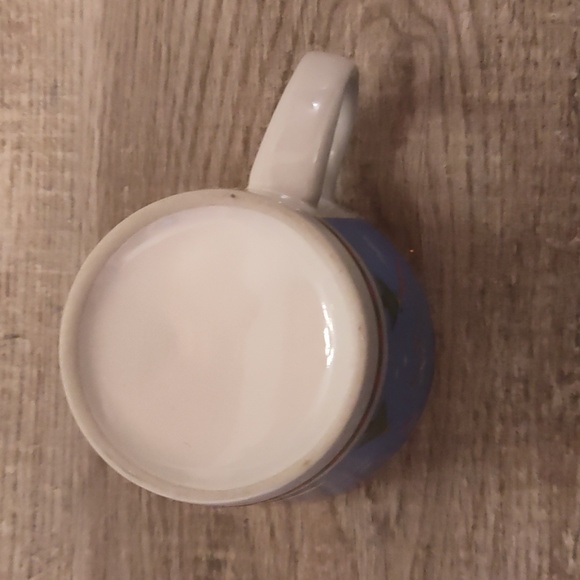 FREE CHRISTMAS MUG WITH MIN $10 PURCHASE! ๐งโ๐ - Picture 5 of 5